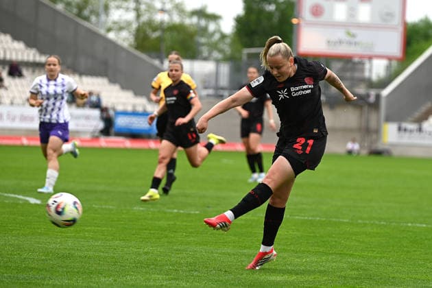 Vanessa Fudalla Google Pixel Frauen Bundesliga SGS Essen Bayer Leverkusen 03 05 2026 Vanessa Fudalla Bayer Leverkusen , Google Pixel Frauen Bundesliga, 24 Matchday, SGS Essen vs Bayer Leverkusen on 03 May 2026 at Stadion an der Hafenstraße, Essen