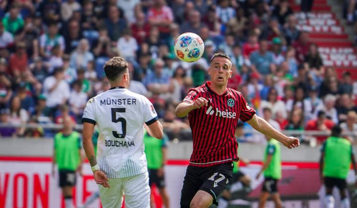 Germany Soccer 2 Bundesliga 2025 2026, Matchday 32 Hannover 96 vs Preußen Münster Heinz von Heiden Arena Stadion Hannover on the ball Bastian Allgeier Hannover 96, 17 Hannover Copyright: xAymanxAlahmedx