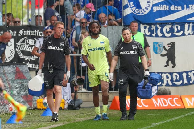 03 05 2026, xgox, Soccer 2 Bundesliga 1 FC Magdeburg Hertha BSC Berlin emspor, v l Deyovaisio Zeefuik Hertha, 42 injured, injury DFL DFB REGULATIONS PROHIBIT ANY USE OF PHOTOGRAPHS as IMAGE SEQUENCES and or QUASI VIDEO Magdeburg
