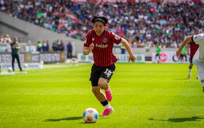Germany Soccer 2 Bundesliga 2025 2026, Matchday 32 Hannover 96 vs Preußen Münster Heinz von Heiden Arena Stadion Hannover on the ball Daisuke Yokota Hannover 96, 18 Hannover Copyright: xAymanxAlahmedx