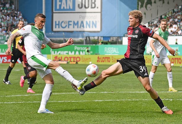 03 05 2026, xhbx, Soccer 2 Bundesliga, SpVgg Greuther Fuerth 1 FC Nürnberg v l Philipp Ziereis Spvgg Greuther Fürth , Piet Scobel 1 FC Nürnberg DFL DFB REGULATIONS PROHIBIT ANY USE OF PHOTOGRAPHS as IMAGE SEQUENCES and or QUASI VIDEO Fuerth