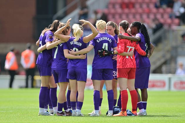 London City Lionesses huddle before the Women s Super League match between Tottenham Hotspur Women and London City Lionesses at the Brisbane Road, London, England on 3 May 2026. Copyright: xPhilxHutchinsonx 44910016