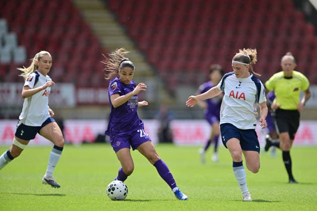 Delphine Cascarino of London City Lionesses with the ball during the Women s Super League match between Tottenham Hotspur Women and London City Lionesses at the Brisbane Road, London, England on 3 May 2026. Copyright: xPhilxHutchinsonx 44910024