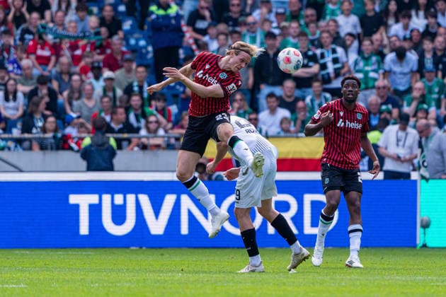 Hannover, Germany 03 May 2026 2 BL 2025 2026 Sp 32 Hannover 96 v Preußen Münster Pictured from left in duel Stefan Teitur Thordarson HAN and Imad Rondic PRM DFL DFB regulations prohibit any use of photographs as image sequences and or quasi video Heinz von Heiden Arena Niedersachsen Copyright: xFotostandx xKruczynskix