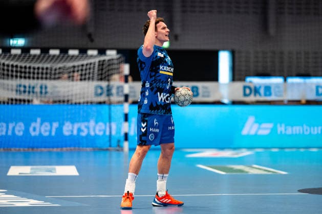 03 05 2026, xdobgx, Handball Daikin HBL, Handball Sport Verein Hamburg HSV TVB Stuttgart v l Max Häfner TVB Stuttgart, 3 gives instructions, gesticulates with his arms, gesticulate, gives instructions Hamburg
