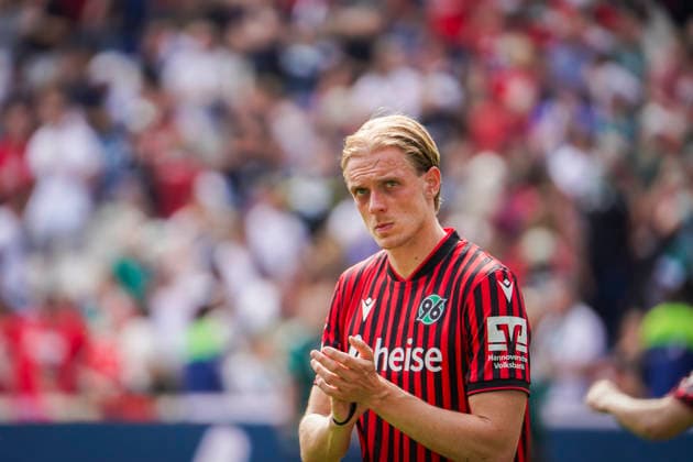 Germany Soccer 2 Bundesliga 2025 2026, 32 Matchday Hannover 96 vs Preußen Münster Heinz von Heiden Arena Stadion Hannover Portrait photo, portrait, single shot, portrait Stefan Teitur ÃžorÃ°arson Stefan Teitur Thordarson Hannover 96, 23 Hannover Copyright: xAymanxAlahmedx