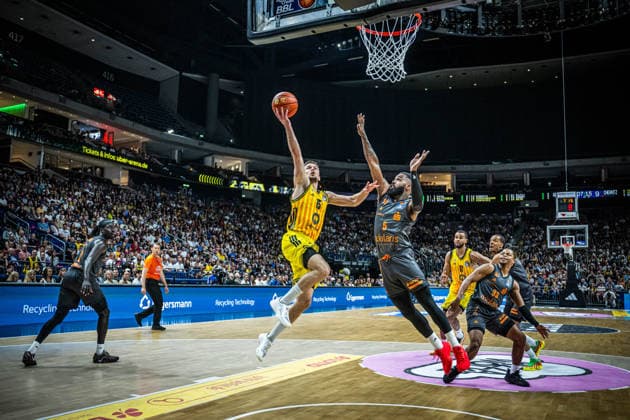 Basketball Berlin 03 05 2026 Season 2025 2026 EasyCredit BBL 1 Bundesliga Men, Men Alba Berlin NINERS Chemnitz Martin Hermannsson Alba Berlin, No 15 Corey Davis Chemnitz, No 05