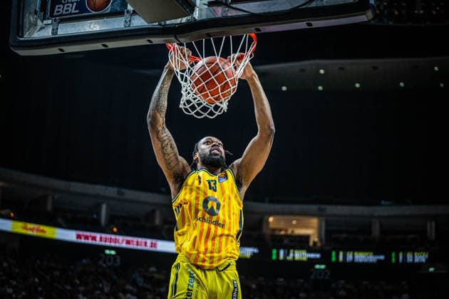 Basketball Berlin 03 05 2026 Season 2025 2026 EasyCredit BBL 1 Bundesliga Men, Men Alba Berlin NINERS Chemnitz J wan Roberts Alba Berlin, No 13