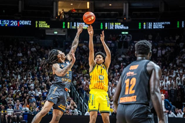 Basketball Berlin 03 05 2026 Season 2025 2026 EasyCredit BBL 1 Bundesliga Men, Men Alba Berlin NINERS Chemnitz Jack Kayil Alba Berlin, No 07 Nike Sibande Chemnitz, No 02