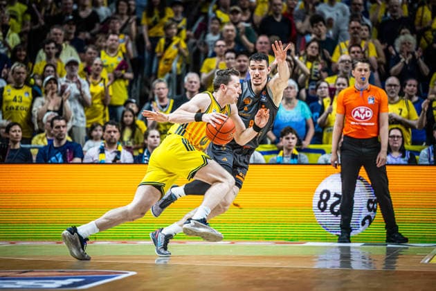 Basketball Berlin 03 05 2026 Season 2025 2026 EasyCredit BBL 1 Bundesliga Men, Men Alba Berlin NINERS Chemnitz Justin Bean Alba Berlin, No 34 John Newman III Chemnitz, No 09