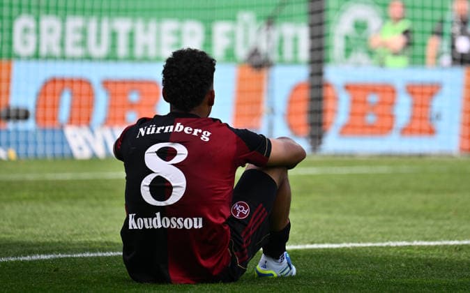 03 05 2026 Soccer Season 2025 2026 2 Soccer Bundesliga Derby Frankenderby 32 Matchday SpVgg Greuther Fürth Kleeblatt 1 FC Nürnberg FCN Club Sportfoto Zink xwoxzix DFL regulations prohibit any use of photographs as image sequences and or quasi video only for editorial use Henri Koudossou 8, 1 FC Nürnberg FCN after end of match