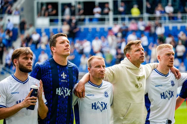 03 05 2026, xdaymx, Soccer 2 Bundesliga, Karlsruher SC SV Darmstadt 98, Florian Kohfeldt after the match, thanks the fans DFL DFB REGULATIONS PROHIBIT ANY USE OF PHOTOGRAPHS as IMAGE SEQUENCES and or QUASI VIDEO Karlsruhe