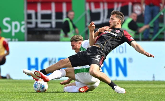 03 05 2026 Soccer Season 2025 2026 2 Soccer Bundesliga Derby Frankenderby 32 Matchday SpVgg Greuther Fürth Kleeblatt 1 FC Nürnberg FCN Club Sportfoto Zink MeZi xmexzix DFL regulations prohibit any use of photographs as image sequences and or quasi video only for editorial use Felix Klaus 30, SpVgg Greuther Fürth Adam Markhiev 6, 1 FC Nürnberg FCN, rechts