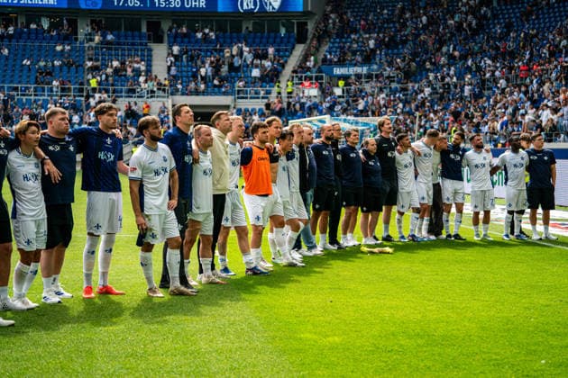 03 05 2026, xdaymx, Soccer 2 Bundesliga, Karlsruher SC SV Darmstadt 98, Team of Darmstadt thanks the fans DFL DFB REGULATIONS PROHIBIT ANY USE OF PHOTOGRAPHS as IMAGE SEQUENCES and or QUASI VIDEO Karlsruhe