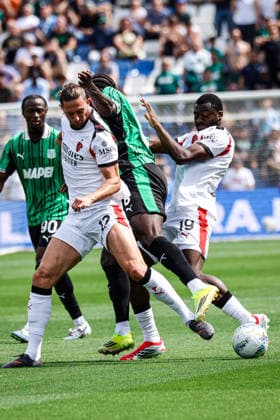 Adrien Rabiot (Milan) and Youssouf Fofana (Milan) during the italian soccer Serie A match US Sassuolo vs Ac Milan at Mapei Stadium in Reggio Emilia, Italy on May 03, 2026 during US Sassuolo vs AC Milan, Italian soccer Serie A match in Reggio Emilia, Italy, May 03 2026  Copyright: xLucaxDiliberto IPAxSportx xipa-agency.netx xx IPA_74406120 IPA_Agency_IPA74406120
