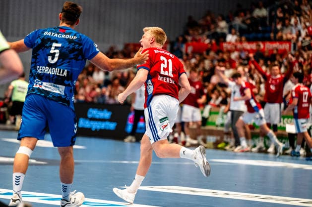 03 05 2026, xdobgx, Handball Daikin HBL, Handball Sport Verein Hamburg HSV TVB Stuttgart v l Frederik Bo Andersen Handball Sport Verein Hamburg, 21 Jubel, Torjubel, jubelt ueber das Tor, celebrate the goal, celebration Hamburg