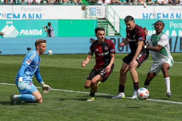 Chance of Fuerth, Action with Jan Reichert 1 1FC Nuernberg , Berkay YÄ±lmaz 21 1FC Nuernberg , Luca Lochosvili 24 1FC Nuernberg and Noel Futkeu 9 Spvgg Greuther Fuerth , SpVgg Greuther Fuerth vs 1 FC Nuernberg, Football, Men, 2 Bundesliga, DFL, Season 2025 2026, 32 Matchday, Second round, 03 05 2026 DFB regulations prohibit any use of photographs as image sequences and or quasi video Fuerth Bayern Germany Copyright: xkolbert-press MartinxAgüerax