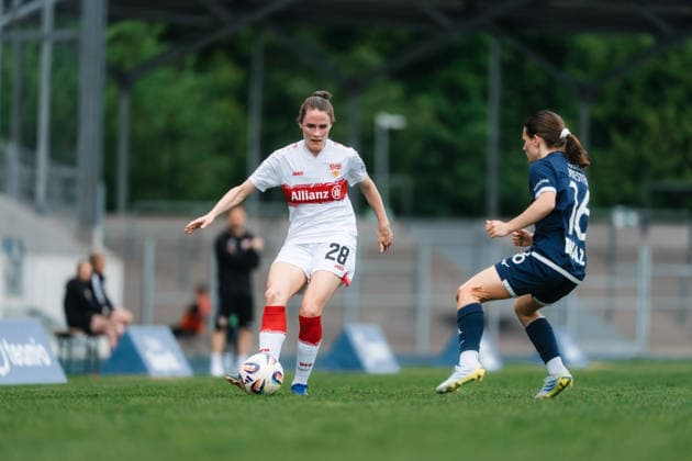 03.05.26, Women, Football, 2.Bundesliga, Season 2025 2026, VFL Bochum 1848 - VfB Stuttgart, Matchday 24 Reena Wichmann ( 28 - VfB Stuttgart) in a duel with Emely Joester ( 16 - VfL Bochum) BOCHUM Lohrheidestadion - Wattenscheid NRW Deutschland