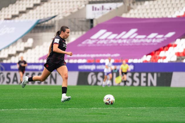 Essen, Germany 3th May 2026: Loreen Bender of Bayer 04 Leverkusen during the Google Pixel Frauen Bundesliga game between SGS Essen and Bayer 04 Leverkusen at Stadion an der Hafenstraße in Essen, Germany (Leonie Kiehl SPP) Copyright: xLeoniexKiehlx xSPPx Sportspressphoto_SPR140844