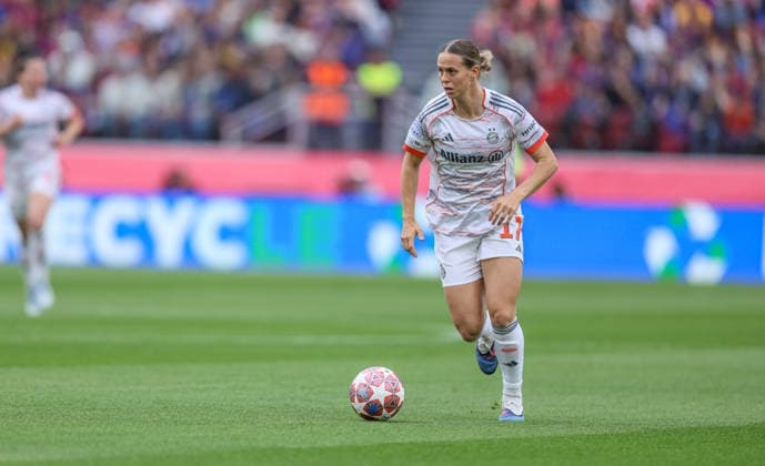 ESP, Barcelona, FC Barcelona vs FC Bayern Munich, WomenÂs Champions League, Football, UEFA, 2025 2026 season, Camp Nou, semi-final, second leg in picture Klara Bühl Bayern Munich 17 DFB DFL REGULATIONS PROHIBIT ANY USE OF PHOTOGRAPHS AS IMAGE SEQUENCES AND OR QUASI VIDEO, 03 05 2026 Copyright: HMBxMedia HendrikxHamelau