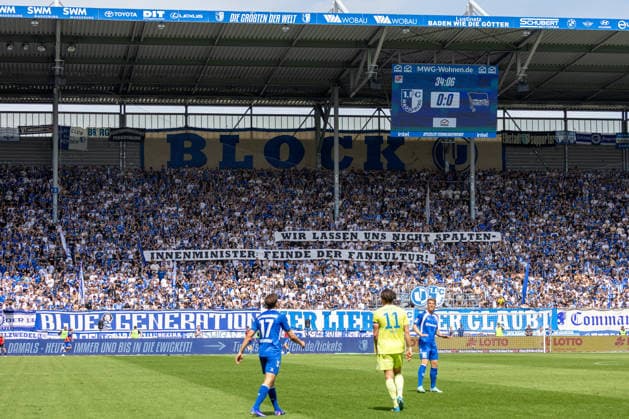 Germany 2 Bundesliga, 32 Matchday, 03 05 2026, Season 2025 2026,1 FC Magdeburg vs Hertha BSC, Avnet Arena Banner with the inscription Wir lassen uns nicht spalten Innenminister Feinde der Fankultur Copyright: xMichellexLukax