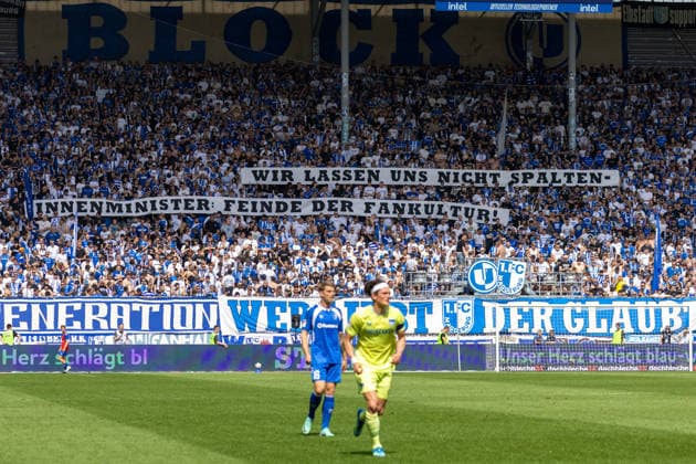 Germany 2 Bundesliga, 32 Matchday, 03 05 2026, Season 2025 2026,1 FC Magdeburg vs Hertha BSC, Avnet Arena Banner with the inscription Wir lassen uns nicht spalten Innenminister Feinde der Fankultur Copyright: xMichellexLukax