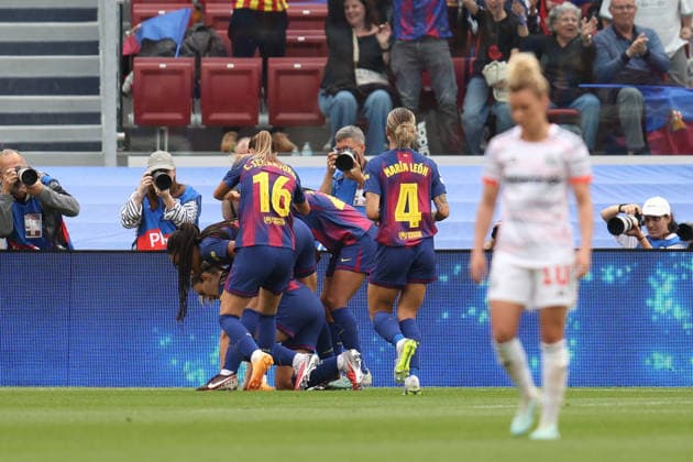 BARCELONA, SPAIN, MAY 3: Alexia Putellas (11 FC Barcelona, Barca celebrates with her teammates after scoring a goal during the UEFA Womens Champions League match between FC Barcelona and Bayern Munich at Spotify Camp Nou on May 3rd, 2026 in Barcelona, Spain (Photo by Alexander Canillas Sports Press Photo)  Copyright: xAlexanderxCanillas SPPx Sportspressphoto_SPR140887