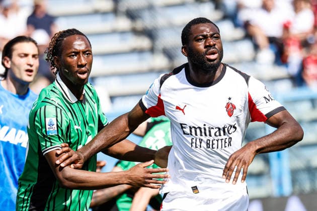 Woyo Coulibaly (Sassuolo) and Youssouf Fofana (Milan) during the italian soccer Serie A match US Sassuolo vs Ac Milan at Mapei Stadium in Reggio Emilia, Italy on May 03, 2026 during US Sassuolo vs AC Milan, Italian soccer Serie A match in Reggio Emilia, Italy, May 03 2026  Copyright: xLucaxDiliberto IPAxSportx xipa-agency.netx xx IPA_74406958 IPA_Agency_IPA74406958