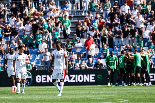 Delusion of Rafael Leao (Milan) during the italian soccer Serie A match US Sassuolo vs Ac Milan at Mapei Stadium in Reggio Emilia, Italy on May 03, 2026 during US Sassuolo vs AC Milan, Italian soccer Serie A match in Reggio Emilia, Italy, May 03 2026  Copyright: xLucaxDiliberto IPAxSportx xipa-agency.netx xx IPA_74406960 IPA_Agency_IPA74406960