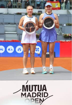 Alberto Simon Mirra Andreeva and Diana Shnaider pose with the runners up s trophy, during the trophy presentation ceremony of the women doubles final of the Mutua Madrid Open tennis tournament at the Caja Magica, in Madrid on May 3, 2026 Copyright: xALBERTOxSIMONx AgenciaxLOFx