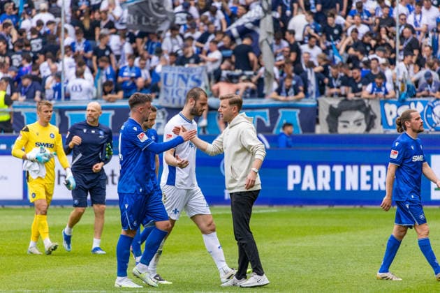 03 05 26 Karlsruher SC SV Darmstadt Germany, Darmstadt, 03 05 26, Soccer, 2 Bundesliga, Karlsruher SC SV Darmstadt Florian Kohfeld Coach SV Darmstadt
