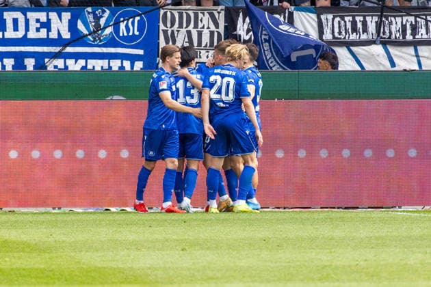 03 05 26 Karlsruher SC SV Darmstadt Germany, Darmstadt, 03 05 26, Soccer, 2 Bundesliga, Karlsruher SC SV Darmstadt Karlsruher SC, Juebl Tor 2 1 Fukuda