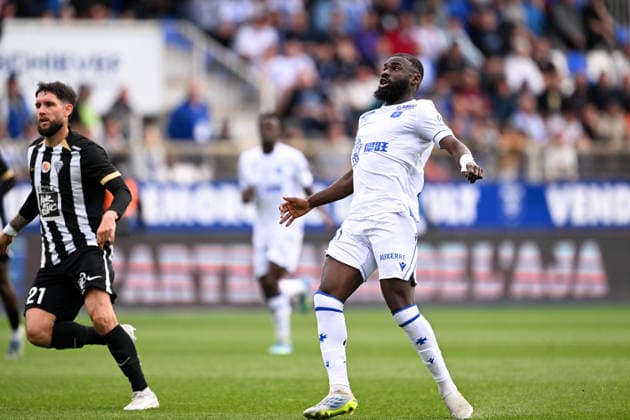 AJ Auxerre v Angers SCO - Ligue 1 McDonald s 2025 2026 10 Lassine SINAYOKO (aja) during the Ligue 1 McDonald s match between Auxerre and Angers at Stade Abbe Deschamps on May 3, 2026 in Auxerre, France. Auxerre France  Copyright: xFEPx 776348374