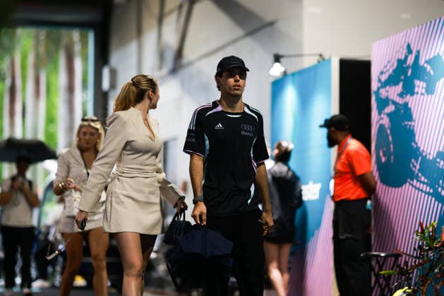 F1 Grand Prix Of Miami - Race Gabriel Bortoleto arrives at the Miami International Autodrome in Miami Gardens, Florida, United States, on May 3, 2026, ahead of the Formula 1 Crypto.com Miami Grand Prix. Miami, Florida United States  Copyright: xReginaldxMathalonex originalFilename:mathalone-notitle260503_npV8c.jpg
