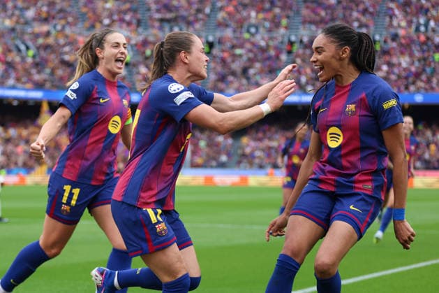 BARCELONA, SPAIN, MAY 3: Ewa Pajor (17 FC Barcelona, Barca celebrates with Alexia Putellas (11 FC Barcelona) and Salma Paralluelo (7 FC Barcelona) after scoring a goal during the UEFA Womens Champions League match between FC Barcelona and Bayern Munich at Spotify Camp Nou on May 3rd, 2026 in Barcelona, Spain (Photo by Alexander Canillas Sports Press Photo)  Copyright: xAlexanderxCanillas SPPx Sportspressphoto_SPR140927
