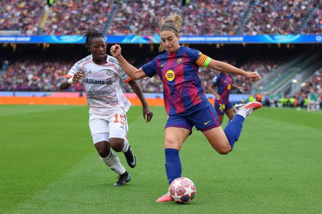 BARCELONA, SPAIN, MAY 3: Alexia Putellas (11 FC Barcelona, Barca crosses the ball during the UEFA Womens Champions League match between FC Barcelona and Bayern Munich at Spotify Camp Nou on May 3rd, 2026 in Barcelona, Spain (Photo by Alexander Canillas Sports Press Photo)  Copyright: xAlexanderxCanillas SPPx Sportspressphoto_SPR140932