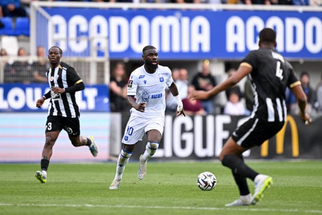 AJ Auxerre v Angers SCO - Ligue 1 McDonald s 2025 2026 10 Lassine SINAYOKO (aja) during the Ligue 1 McDonald s match between Auxerre and Angers at Stade Abbe Deschamps on May 3, 2026 in Auxerre, France. Auxerre France  Copyright: xFEPx 776348374