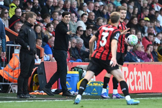 Bournemouth v Crystal Palace, Premier League AFC Bournemouth manager Andoni Iraola gestures during the Premier League match between Bournemouth and Crystal Palace at the Vitality Stadium, Bournemouth, UK on 3 May 2026. Bournemouth Vitality Stadium Dorset UK Editorial use only DataCo restrictions apply See www.football-dataco.com , Copyright: xGrahamxHuntx PSI-24199-0163