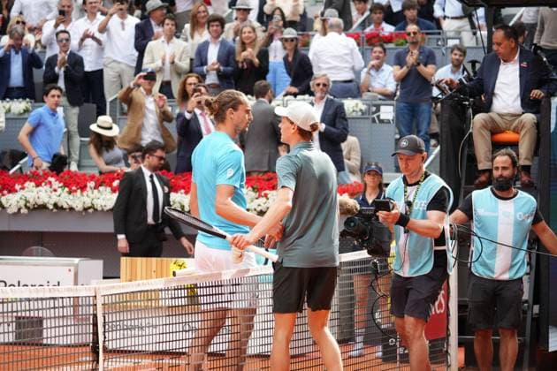 Alexander Zverev, of Germany to Jannik Sinner, of Italy, during their men s singles tennis final match at the Madrid Open tennis tournament in Madrid, Spain, Sunday, May 3, 2026 Cordon Press 