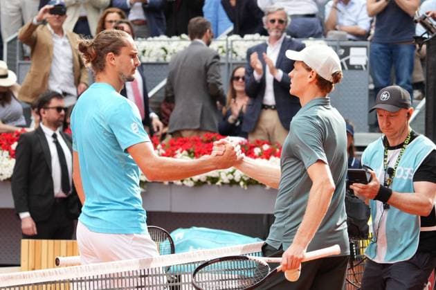 Alexander Zverev, of Germany to Jannik Sinner, of Italy, during their men s singles tennis final match at the Madrid Open tennis tournament in Madrid, Spain, Sunday, May 3, 2026 Cordon Press 