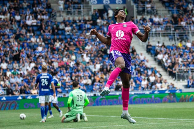 FOOTBALL : Racing de Strasbourg vs Toulouse FC - ligue 1 - Strasbourg - 03 05 2026 Joie des joueurs de l equipe de Toulouse FC apres le but de Dayann Methalie 24 (Toulouse FC)  Copyright: xx