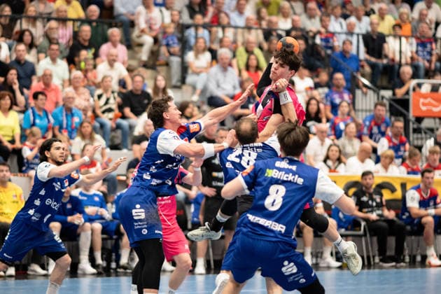Luca Krist TSV Bayer Dormagen, 02 , at the throw HBW Balingen Weilstetten vs TSV Bayer Dormagen, Handball, 2 Bundesliga, Matchday 30, Season 2025 2026, 03 05 2026, Eibner Pressefoto Andreas Ulmer HBW Balingen Weilstetten vs TSV Bayer Dormagen, Handball, 2 Bundesliga, Matchday 30, Season 2025 2026, 03 05 2026, Balingen Copyright: xEibner-Pressefoto AndreasxUlmerx EP_AUR