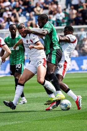 M Bala Nzola (Sassuolo), Adrien Rabiot (Milan) and Youssouf Fofana (Milan) during the italian soccer Serie A match US Sassuolo vs Ac Milan at Mapei Stadium in Reggio Emilia, Italy on May 03, 2026 during US Sassuolo vs AC Milan, Italian soccer Serie A match in Reggio Emilia, Italy, May 03 2026  Copyright: xLucaxDiliberto IPAxSportx xipa-agency.netx xx IPA_74406122 IPA_Agency_IPA74406122