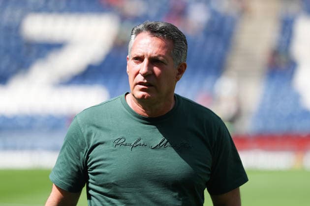 Hannover 96 vs Münster, 2. BL Hannover, 03.05.2026, Fussball - Herren, 2. BL, Saison 2025 2026, Hannover 96 vs Preußen Münster. Cheftrainer Alois Schwartz (Münster) (DFL DFB REGULATIONS PROHIBIT ANY USE OF PHOTOGRAPHS as IMAGE SEQUENCES and or QUASI-VIDEO) Heinz von Heiden Arena Niedersachsen Deutschland *** Hannover 96 vs Münster, 2 BL Hannover, 03 05 2026, Soccer Men, 2 BL, Season 2025 2026, Hannover 96 vs Preußen Münster Head Coach Alois Schwartz Münster DFL DFB REGULATIONS PROHIBIT ANY USE OF PHOTOGRAPHS as IMAGE SEQUENCES and or QUASI VIDEO Heinz von Heiden Arena Niedersachsen Germany