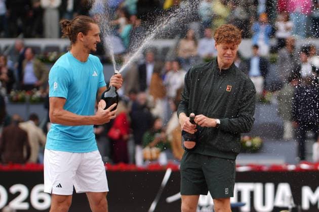 Alexander Zverev, of Germany to Jannik Sinner, of Italy, during their men s singles tennis final match at the Madrid Open tennis tournament in Madrid, Spain, Sunday, May 3, 2026 Cordon Press 