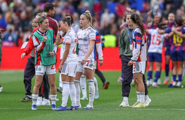 ESP, Barcelona, FC Barcelona vs FC Bayern Munich, WomenÂs Champions League, Football, UEFA, 2025 2026 season, Camp Nou, semi-final, second leg in the picture Sadness and frustration, emotions after the defeat at FC Bayern Women, Giulia Gwinn Bayern Munich 7 DFB DFL REGULATIONS PROHIBIT ANY USE OF PHOTOGRAPHS AS IMAGE SEQUENCES AND OR QUASI VIDEO, 03 05 2026 Copyright: HMBxMedia HendrikxHamelau