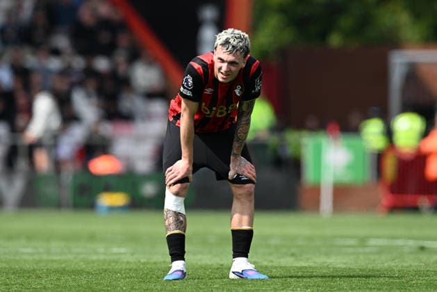 Bournemouth v Crystal Palace, Premier League Alex Jimenez (20) of AFC Bournemouth during the Premier League match between Bournemouth and Crystal Palace at the Vitality Stadium, Bournemouth, UK on 3 May 2026. Bournemouth Vitality Stadium Dorset UK Editorial use only DataCo restrictions apply See www.football-dataco.com , Copyright: xGrahamxHuntx PSI-24199-0267
