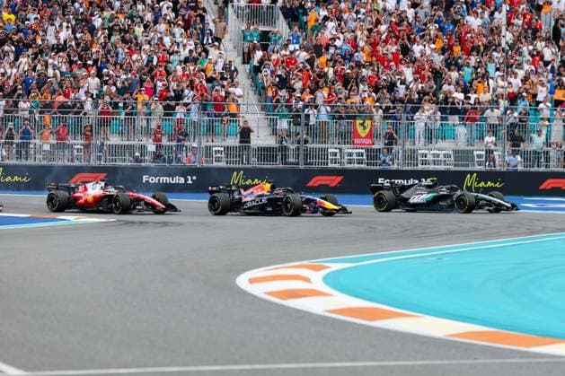 Start, Kimi Antonelli Mercedes AMG Petronas 12 , Max Verstappen Oracle Red Bull Racing 3 , Charles Leclerc Scuderia Ferrari HP 16 , Grand Prix of Miami, Motorsport, Men, Formula 1, Race, 03 05 2026 Miami Florida USA Copyright: xkolbert-press ChristianxKolbertx