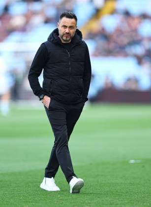 Roberto De Zerbi manager of Tottenham Hotspur Aston Villa v Tottenham Hotspur, Premier League, Football, Villa Park, Birmingham , UK - 03 May 2026Birmingham Villa Park United Kingdom EDITORIAL USE ONLY No use with unauthorised audio, video, data, fixture lists, club league logos or live services. Online in-match use limited to 120 images, no video emulation. No use in betting, games or single club league player publications. Copyright: xMichaelxZemanek Shutterstockx 16854596l