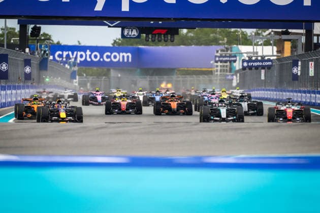 F1 - MIAMI GRAND PRIX 2026 03 VERSTAPPEN Max (nld), Red Bull Racing Ford RB22, 12 KIMI ANTONELLI Andrea (ita), Mercedes AMG F1 Team W17, 16 LECLERC Charles (mco), Scuderia Ferrari SF-26, action, start of the race, depart, during the Formula 1 Miami Grand Prix 2026, 4th round of the 2026 Formula One World Championship, WM, Weltmeisterschaft from May 1 to 3, 2026 on the Miami International Autodrome, in Miami Gardens, USA - Miami GardensUnited States  Copyright: xDPPIx